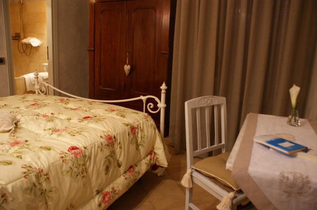 Hotel La Petite Maison Виареджо Номер фото