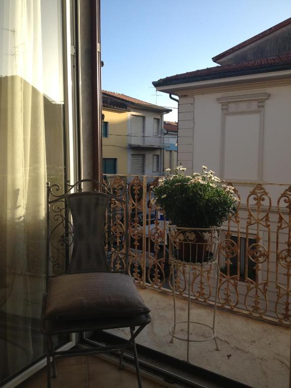 Hotel La Petite Maison Виареджо Номер фото